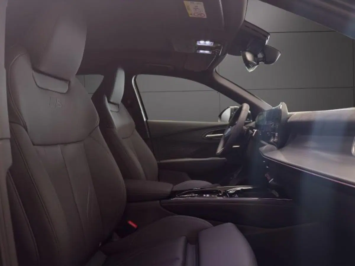 Audi Q3 Sportback nuova a Novara (13)