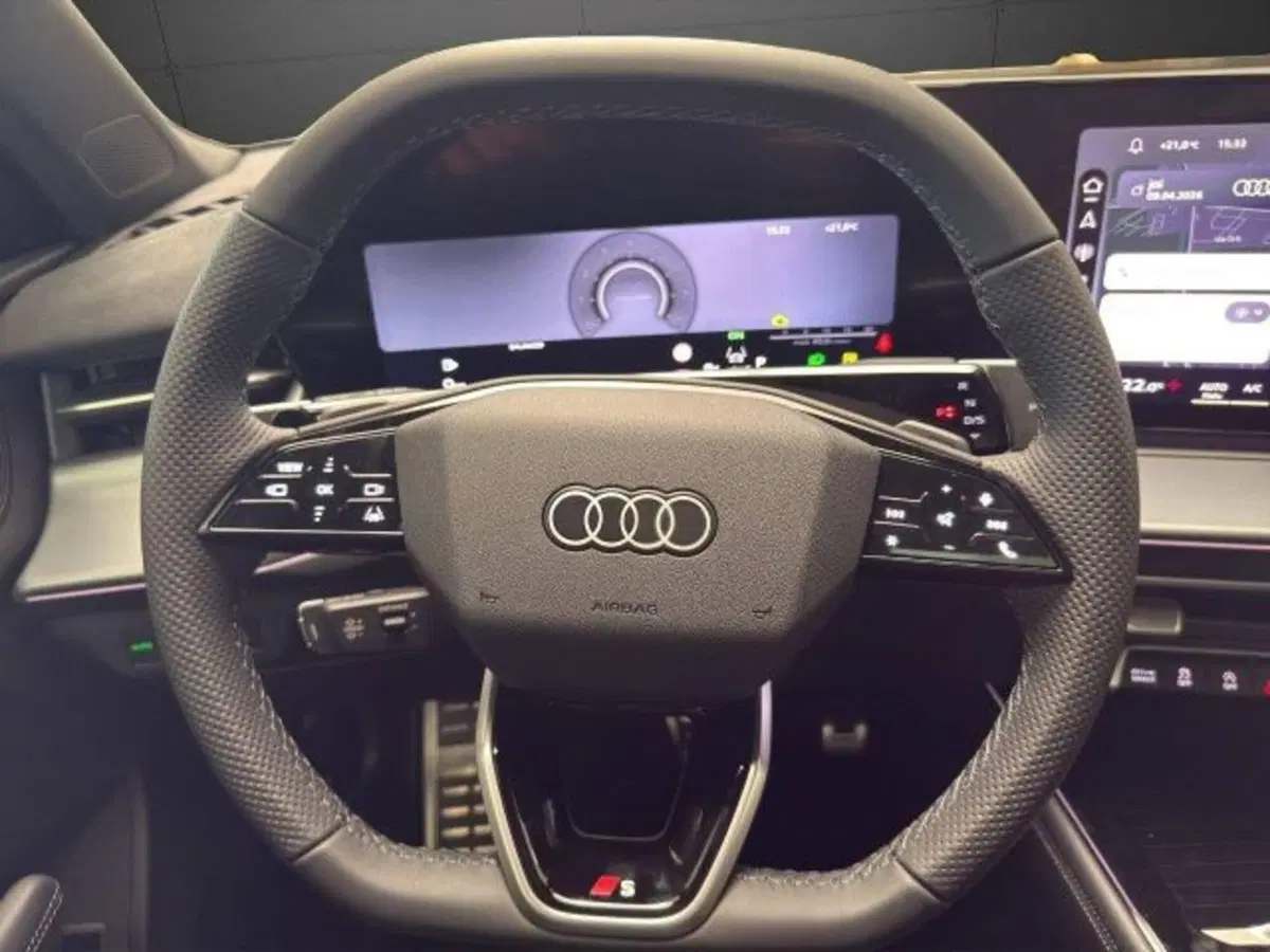 Audi Q3 nuova a Novara (13)