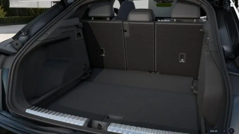 Audi Q3 Sportback nuova a Novara (12)