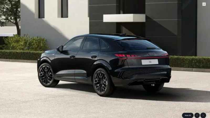 Audi Q3 Sportback nuova a Novara (4)