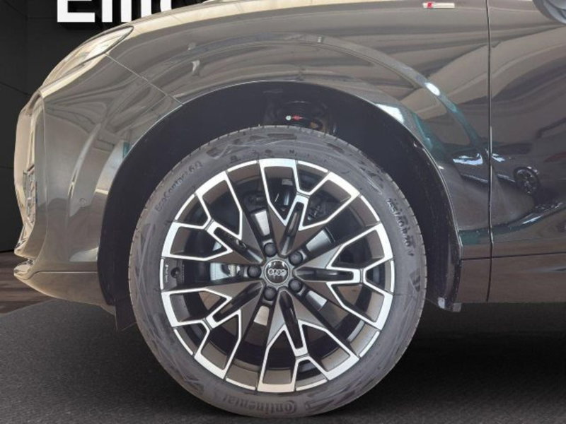 Audi Q3 Sportback nuova a Novara (5)