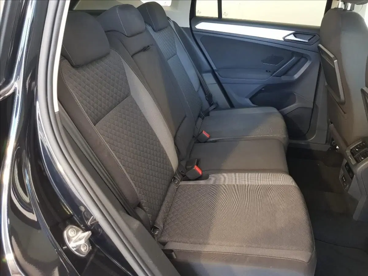 Volkswagen Tiguan usata a Lucca (12)