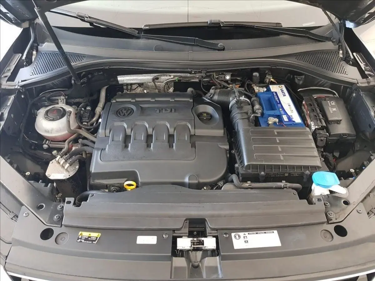 Volkswagen Tiguan usata a Lucca (17)