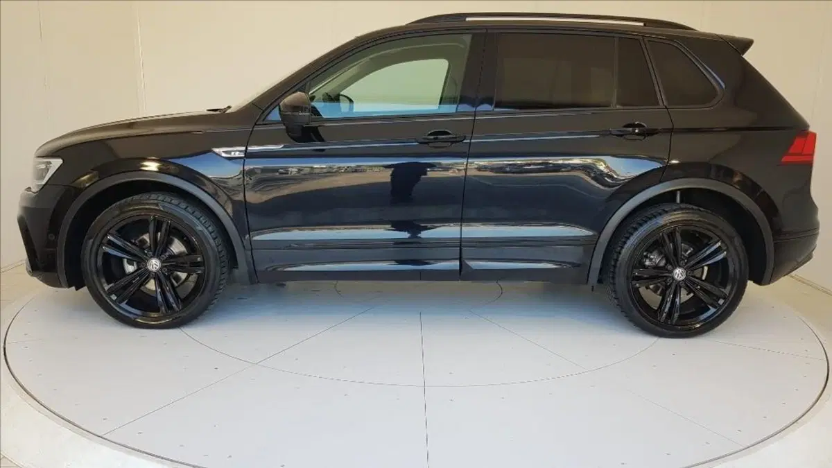 Volkswagen Tiguan usata a Lucca (3)