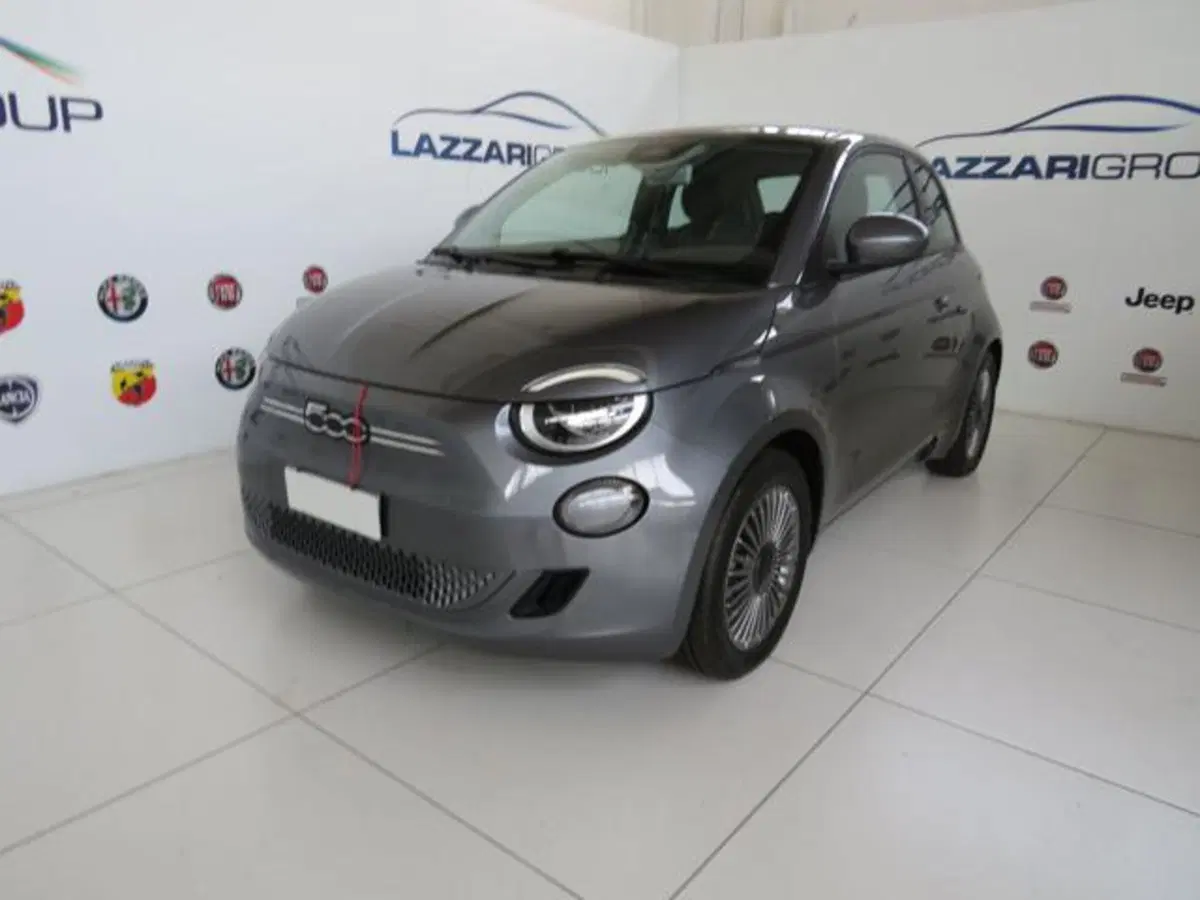 Fiat 500e nuova a Lodi