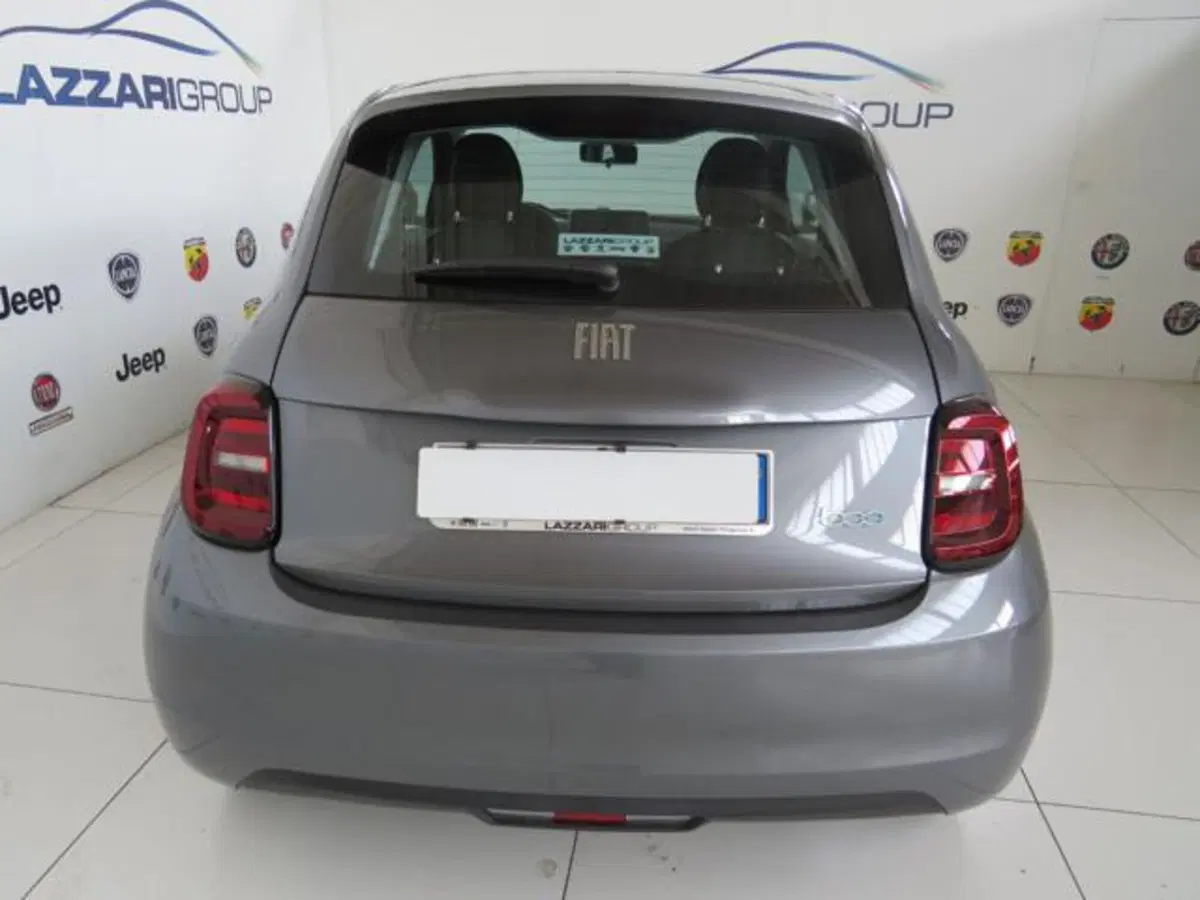 Fiat 500e nuova a Lodi (8)