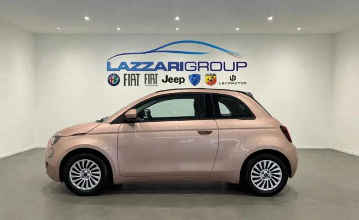 Fiat 500e Cabrio nuova a Lodi (3)