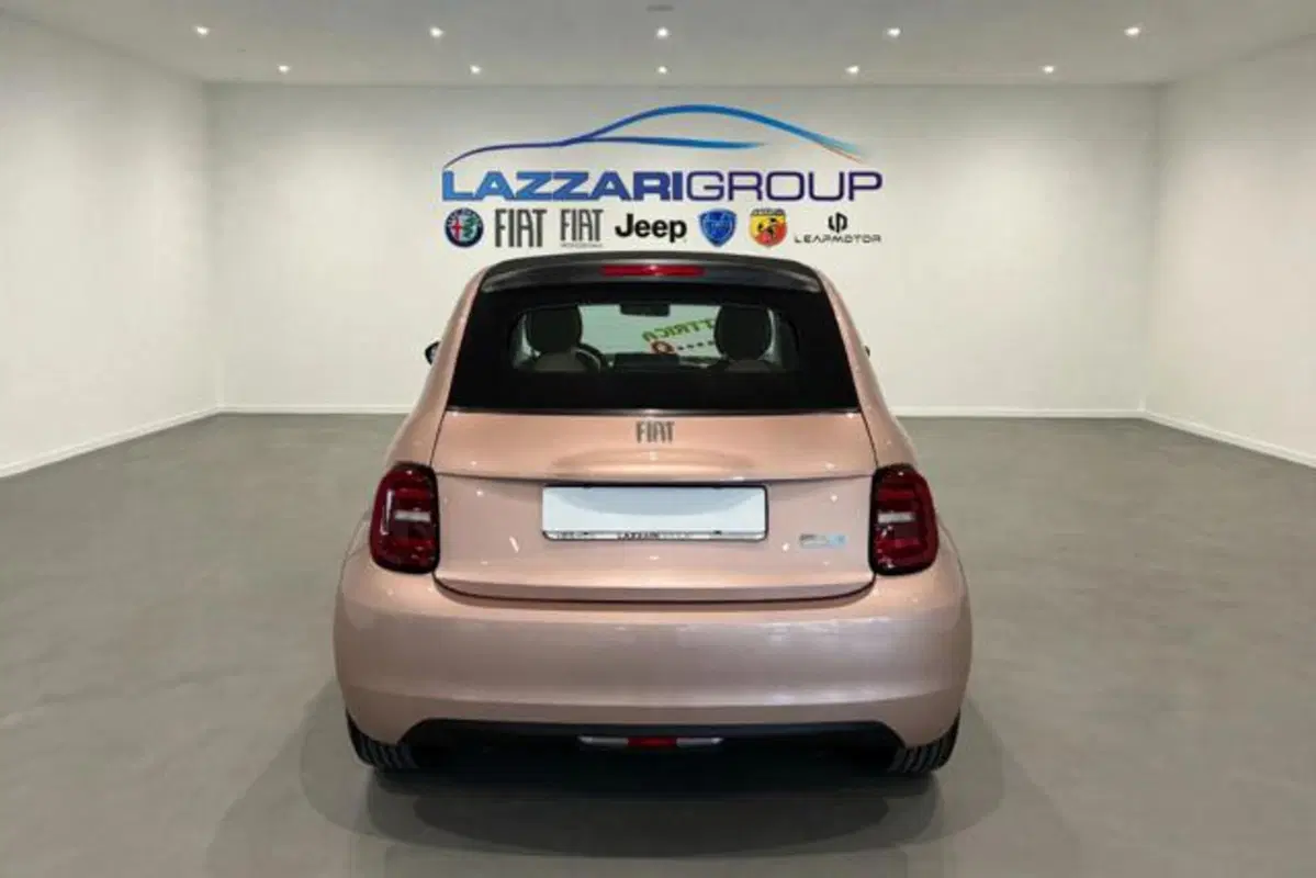 Fiat 500e Cabrio nuova a Lodi (8)