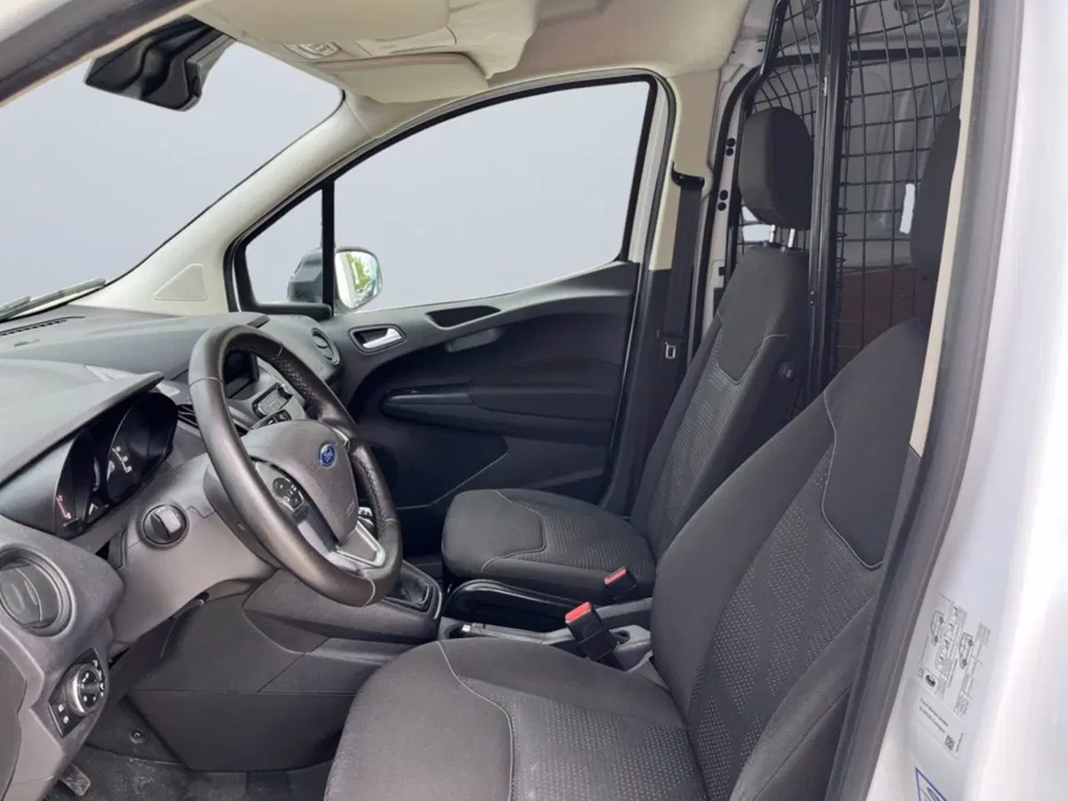 Ford Transit Courier Furgone usata a Milano (11)