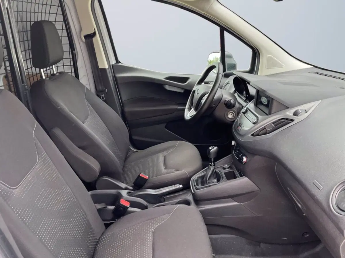 Ford Transit Courier Furgone usata a Milano (16)