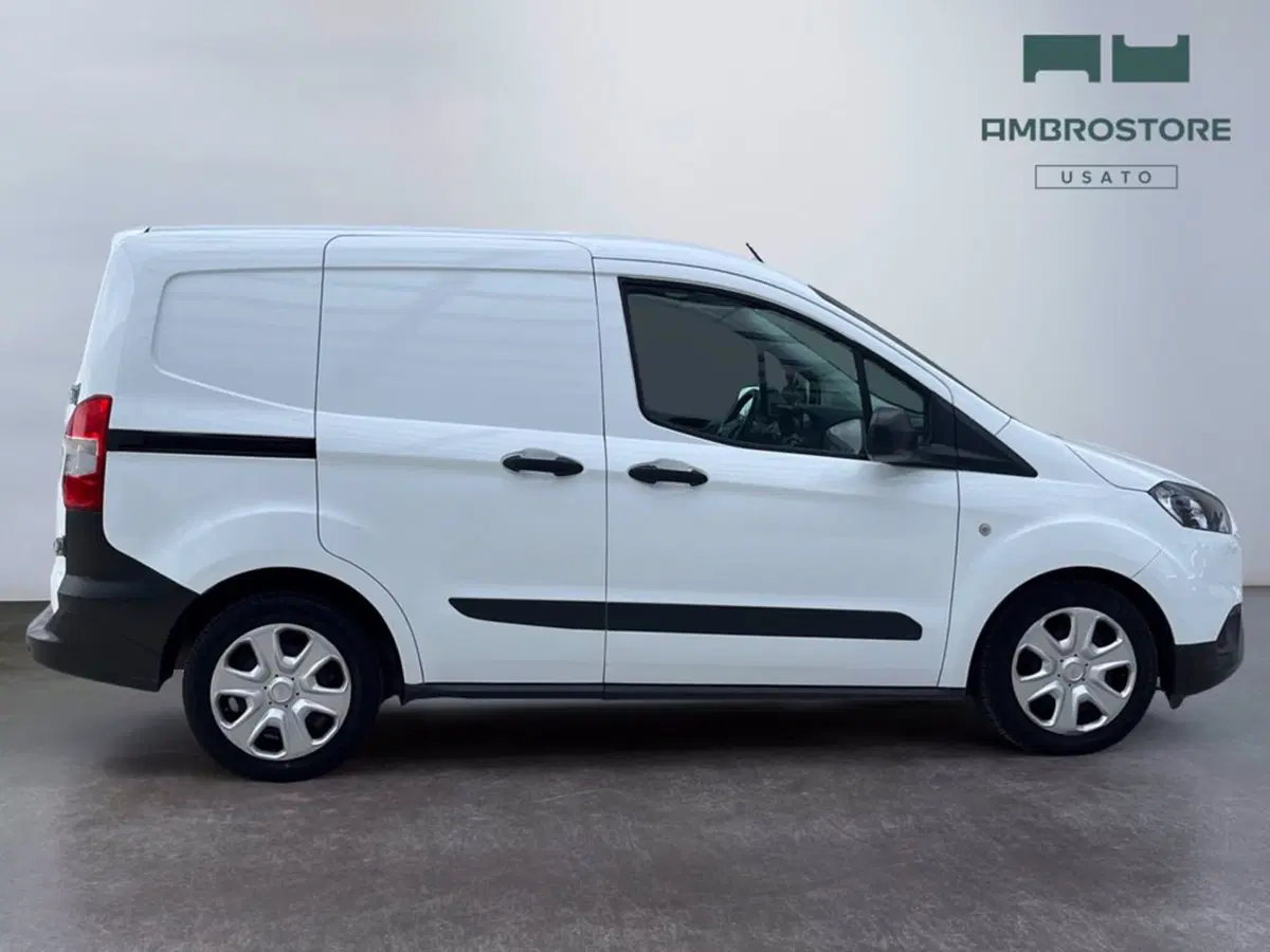 Ford Transit Courier Furgone usata a Milano (6)