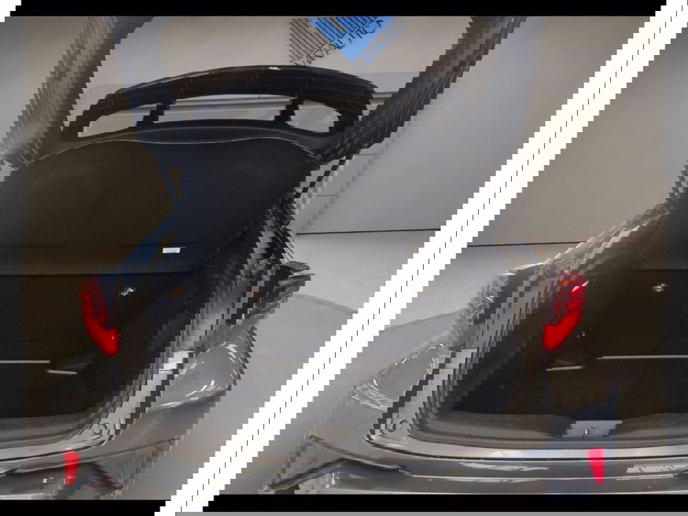 Toyota Toyota C-HR usata a Catania (12)