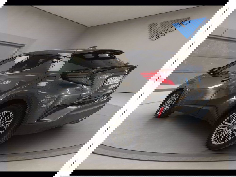 Toyota Toyota C-HR usata a Catania (4)