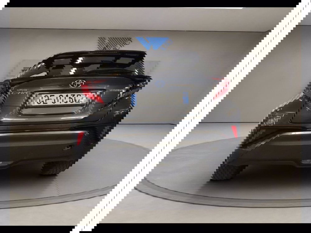 Toyota Toyota C-HR usata a Catania (5)