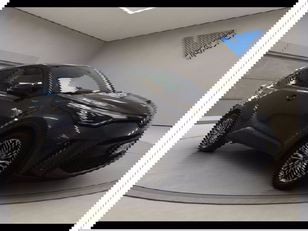 Toyota Toyota C-HR usata a Catania (8)