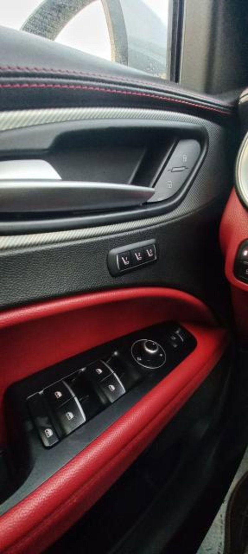 Alfa Romeo Stelvio usata a Udine (13)