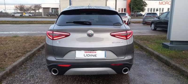 Alfa Romeo Stelvio usata a Udine (4)