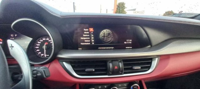 Alfa Romeo Stelvio usata a Udine (9)