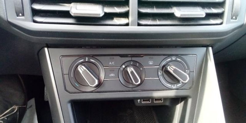 Volkswagen Polo usata a Udine (12)