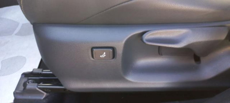 Toyota Yaris Cross usata a Udine (10)