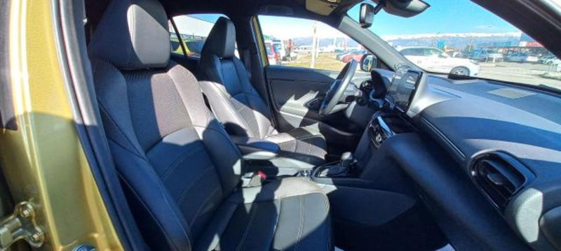 Toyota Yaris Cross usata a Udine (12)