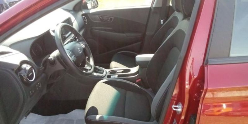 Hyundai Kona usata a Udine (8)