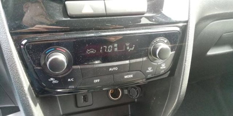 Suzuki Vitara usata a Udine (13)