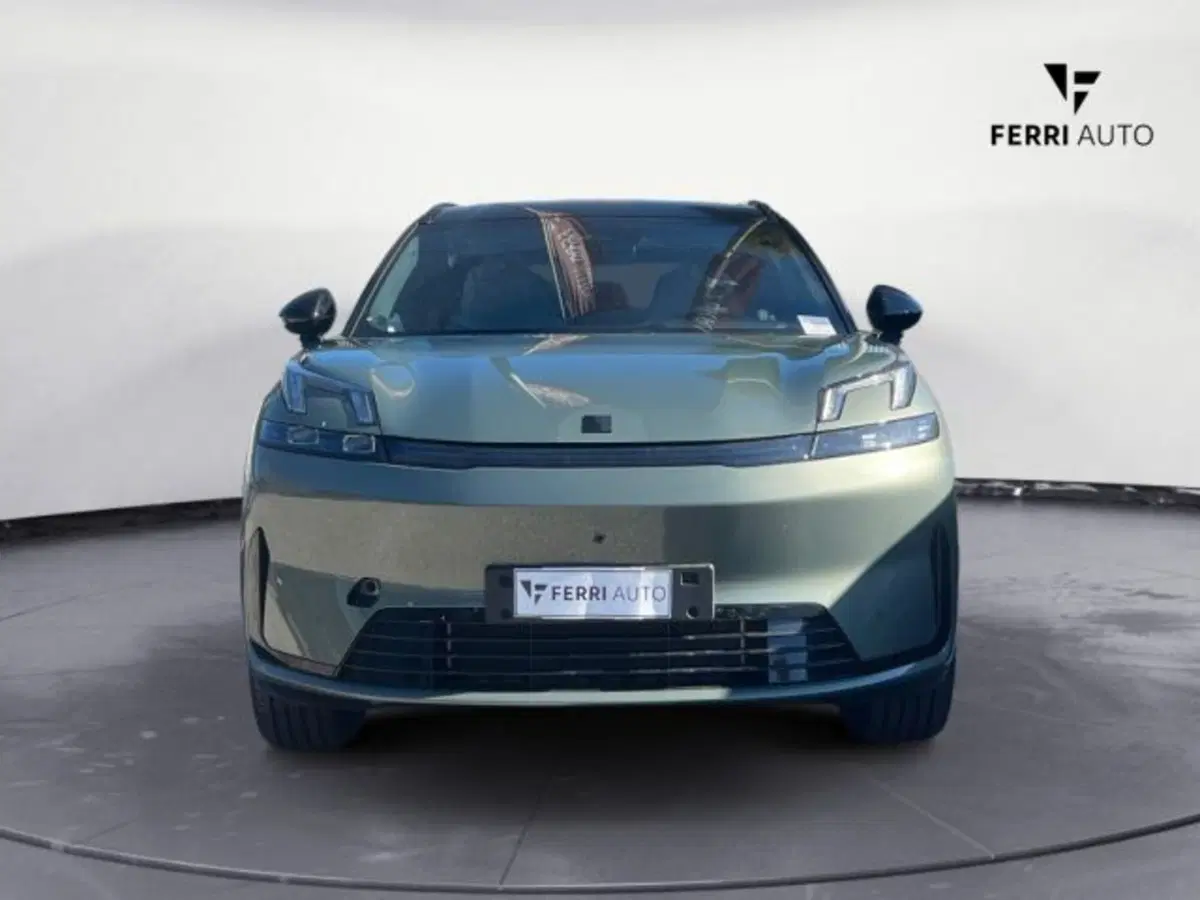 Lynk & Co 08 nuova a Treviso (2)