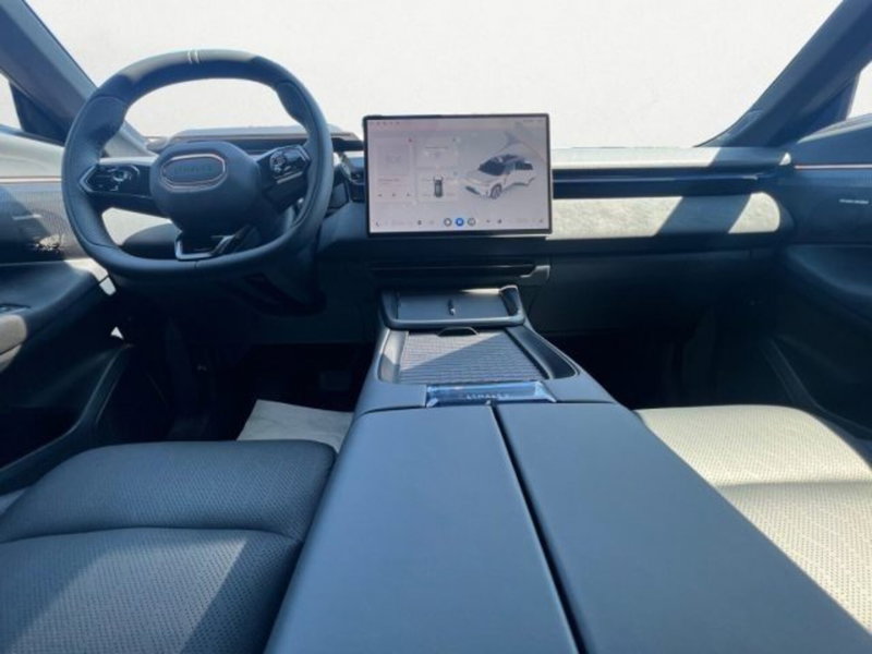 Lynk & Co 08 nuova a Treviso (8)