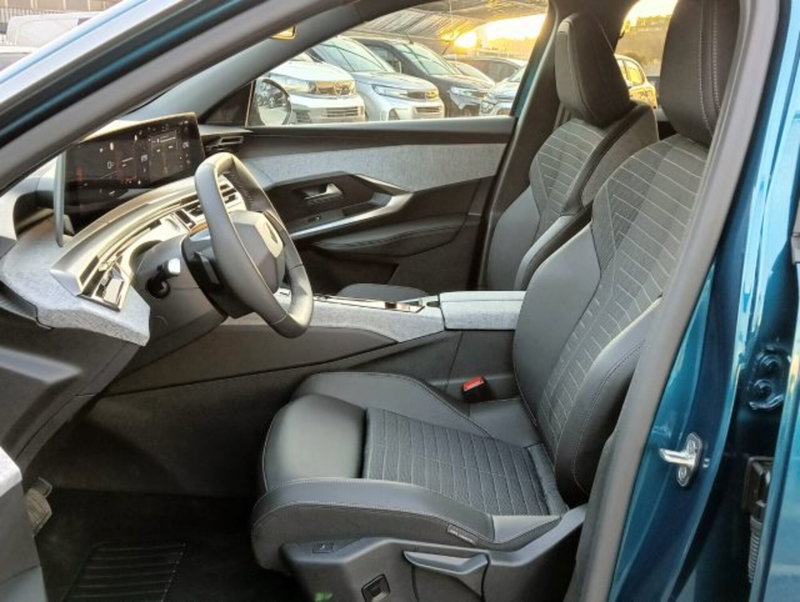 Peugeot 3008 nuova a Brescia (13)