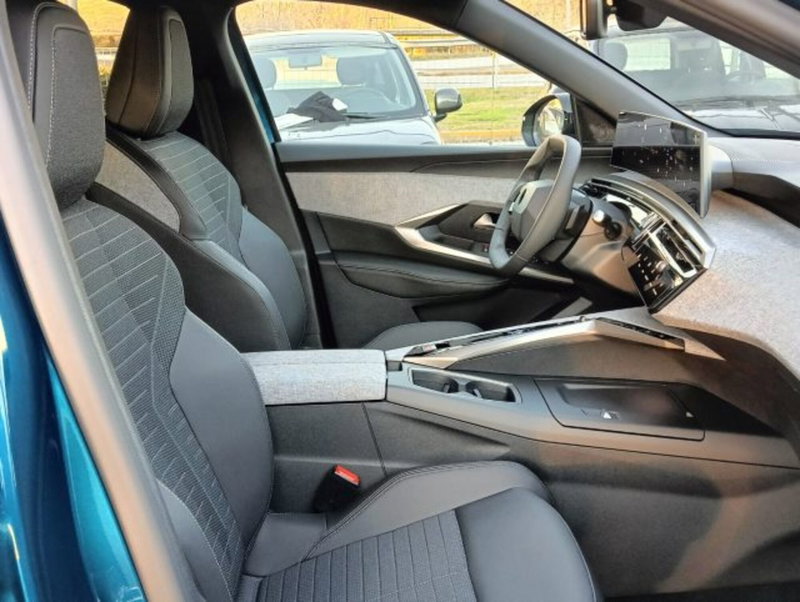 Peugeot 3008 nuova a Brescia (15)