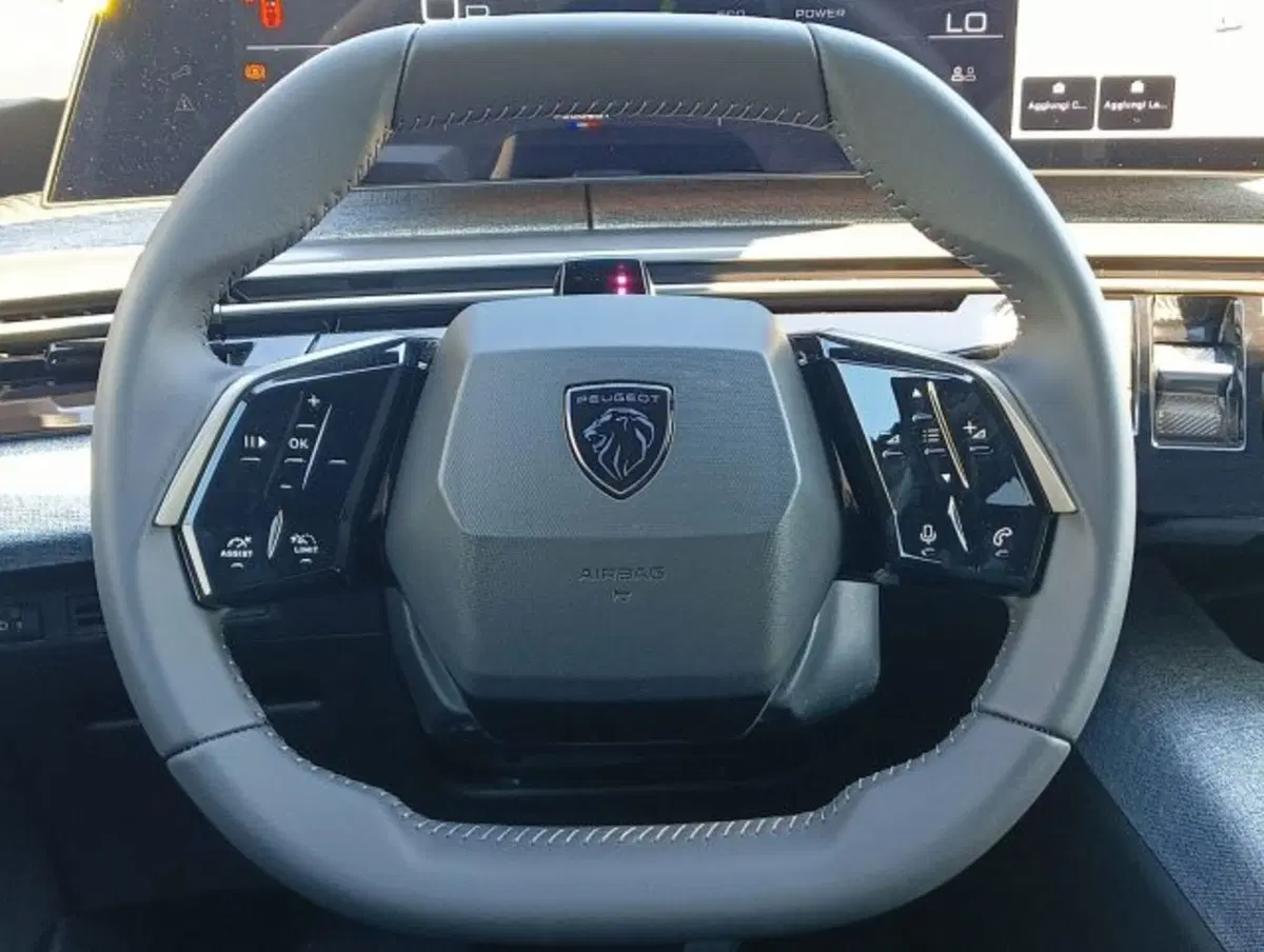Peugeot 3008 nuova a Brescia (7)