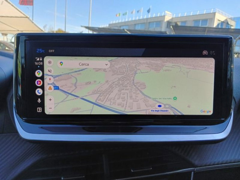 Peugeot 2008 nuova a Brescia (14)