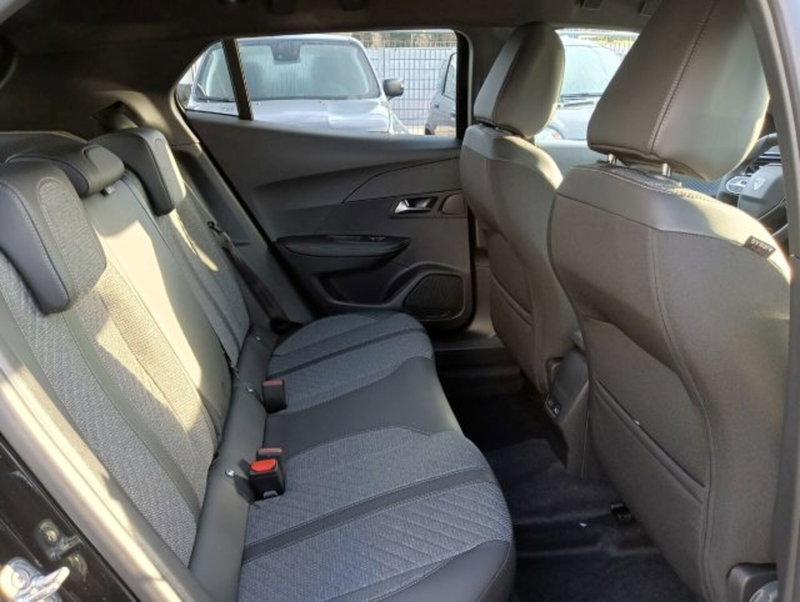 Peugeot 2008 nuova a Brescia (18)