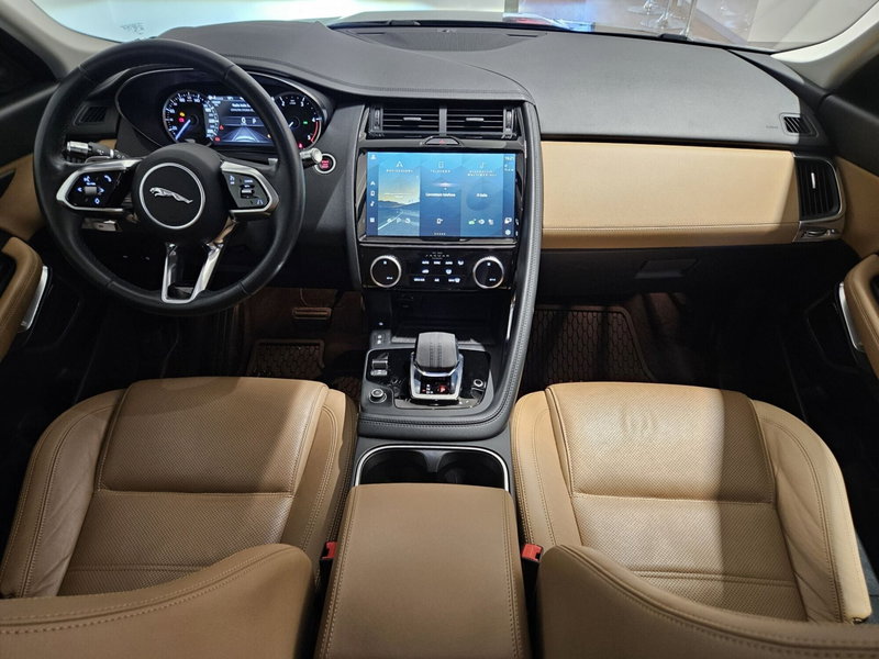 Jaguar E-Pace usata a Napoli (4)