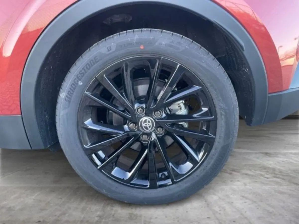 Toyota Toyota C-HR usata a Vercelli (14)