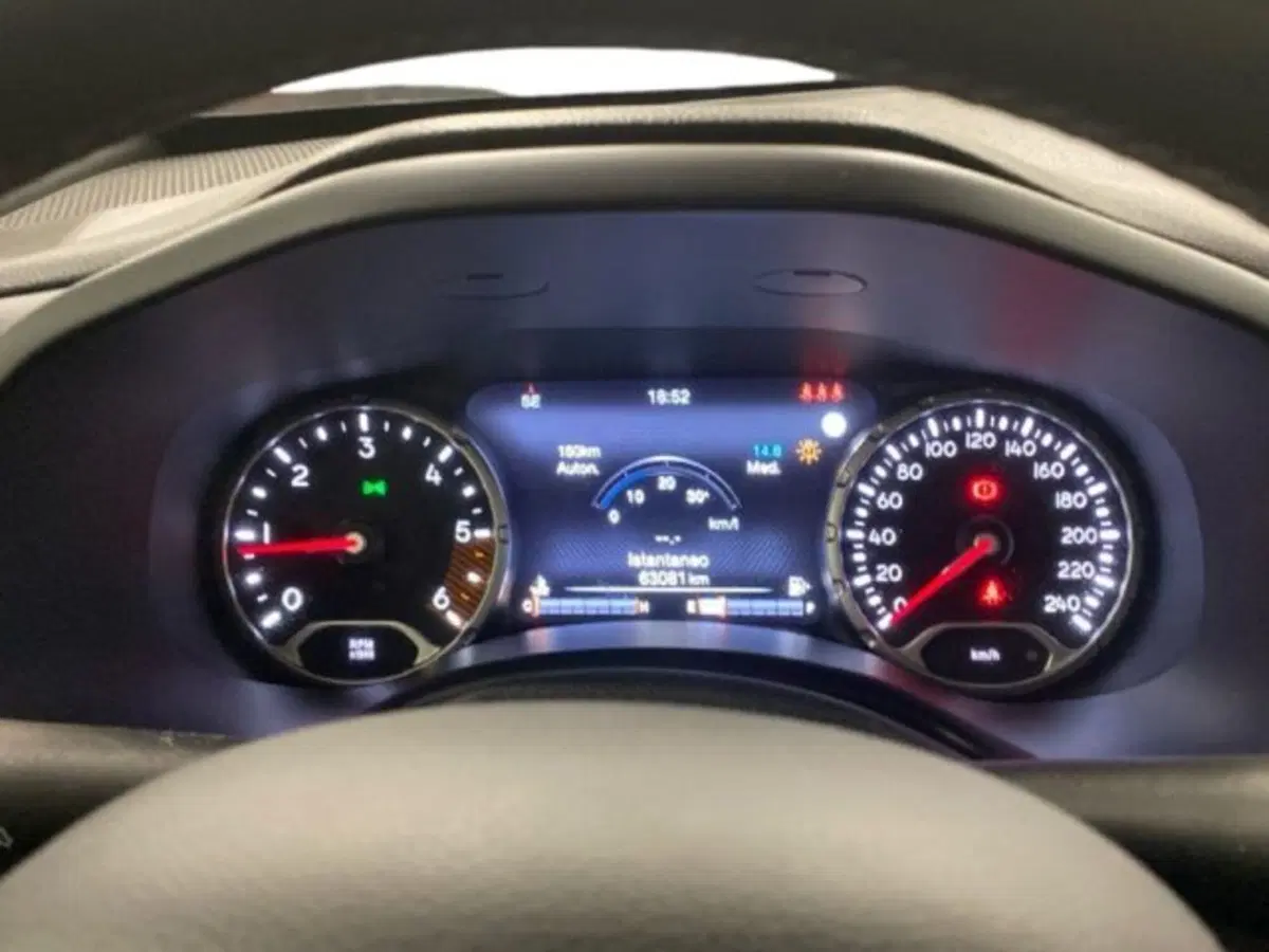 Jeep Renegade usata a Vercelli (8)
