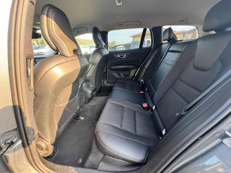 Volvo V60 usata a Lucca (10)
