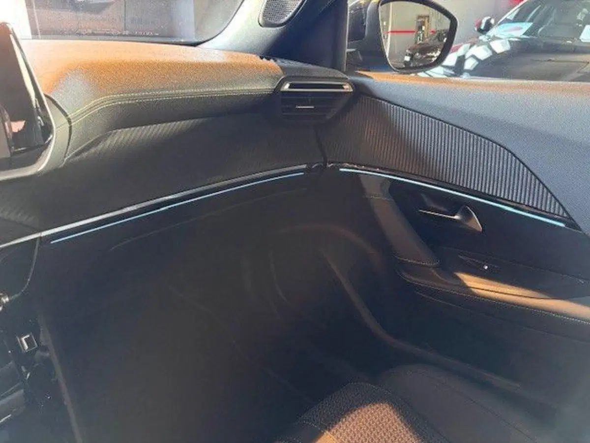 Peugeot 2008 usata a Modena (11)