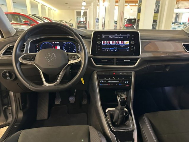 Volkswagen T-Roc usata a Vicenza (9)