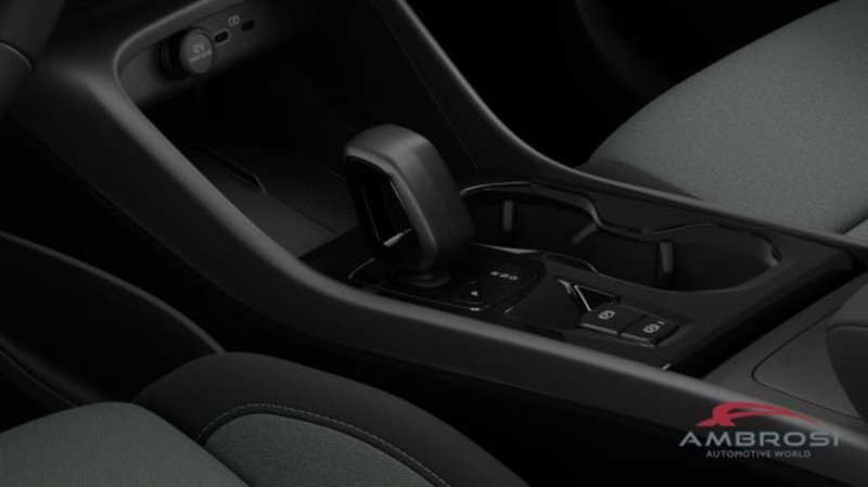 Volvo XC40 nuova a Perugia (15)
