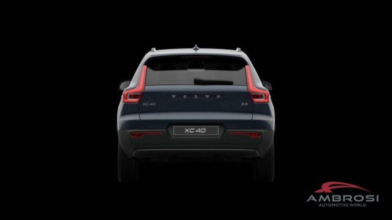 Volvo XC40 nuova a Perugia (4)