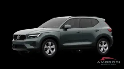Volvo XC40 B3 automatico Core nuova a Corciano