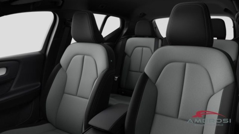 Volvo XC40 nuova a Perugia (12)