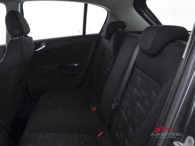 Opel Corsa usata a Perugia (10)