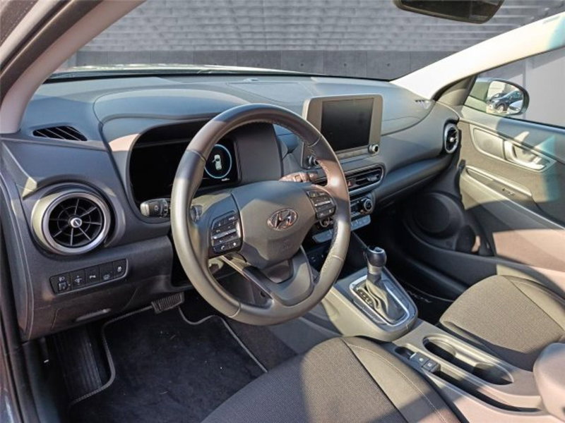 Hyundai Kona usata a Bari (10)