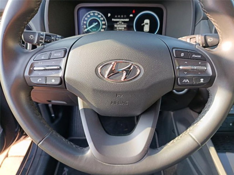 Hyundai Kona usata a Bari (15)