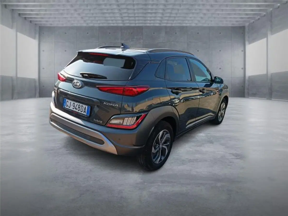 Hyundai Kona usata a Bari (6)