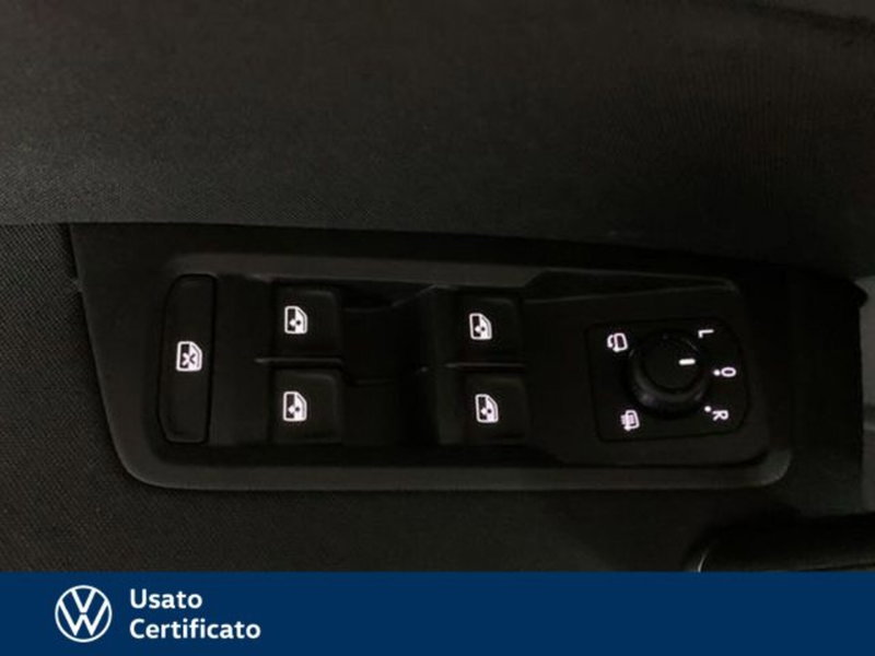 Volkswagen Touran usata a Vicenza (16)