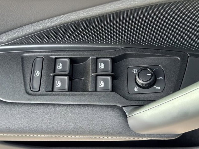 Volkswagen Tiguan nuova a Vicenza (13)